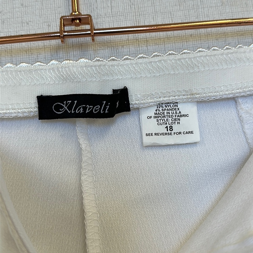 Klaveli White Bermuda Stretch to Fit Shorts • Sz 18 • NWT! - Picture 8 of 12